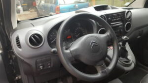 FOR CITROEN BERLINGO II 08-17 BLACK PERFORATED LEATHER STEERING WHEEL COVER ** select colour thread - Image 3